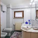 فيلة Il Giardino Delle Giare *
